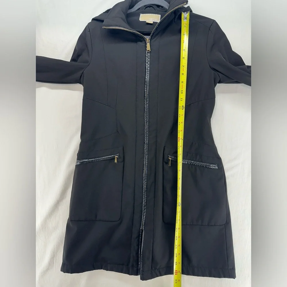 Michael Kors Black Winter Jacket Mid Length Zip Closure and‎ Pockets Women’s S